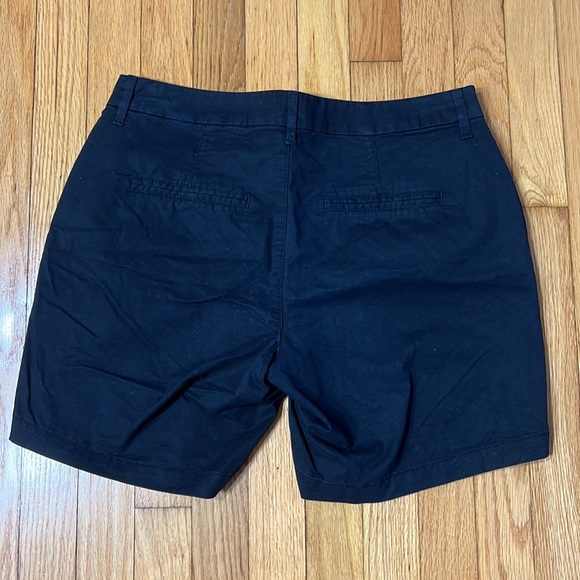 Old Navy Shorts - Picture 5 of 5